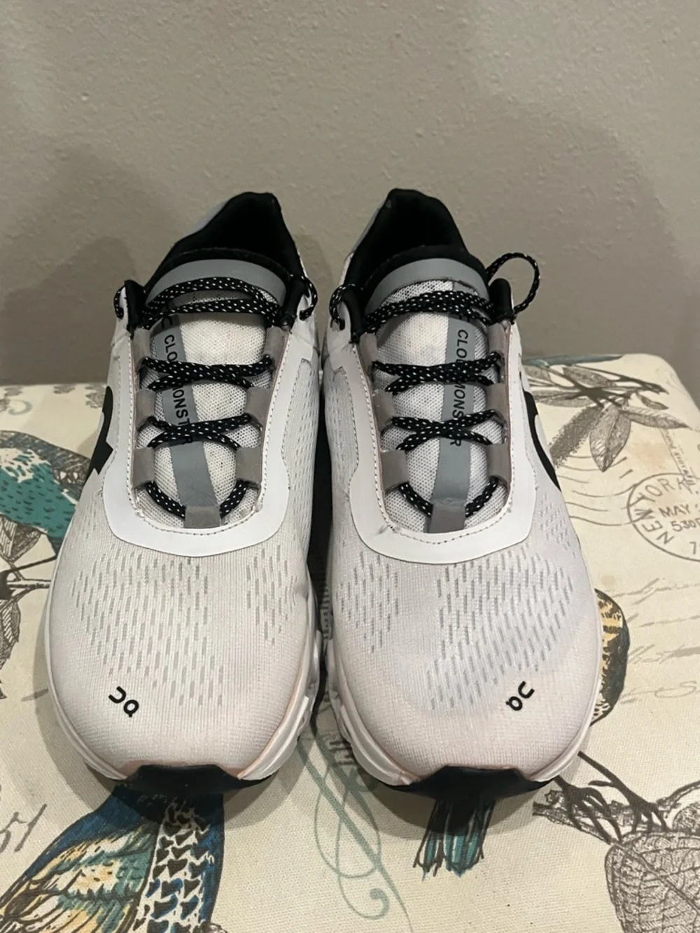 Men’s On Cloudmonster white size 8 (41) - Picture 2 of 10